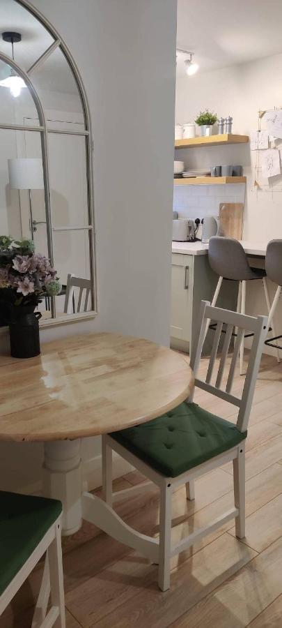 Apartment Letterkenny Bagian luar foto